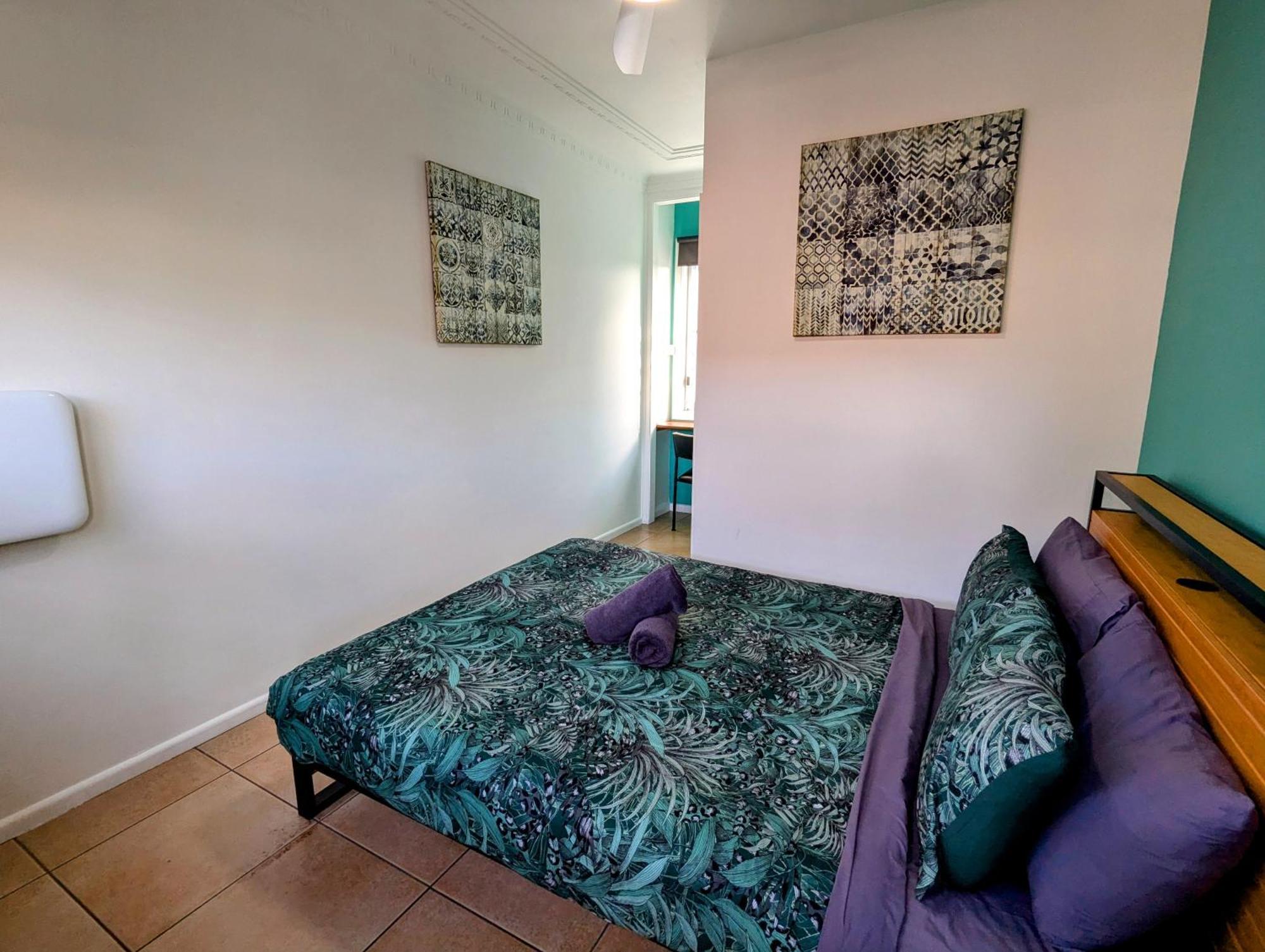 Ozzie Pozzie Backpackers Hostel Port Macquarie Exterior photo