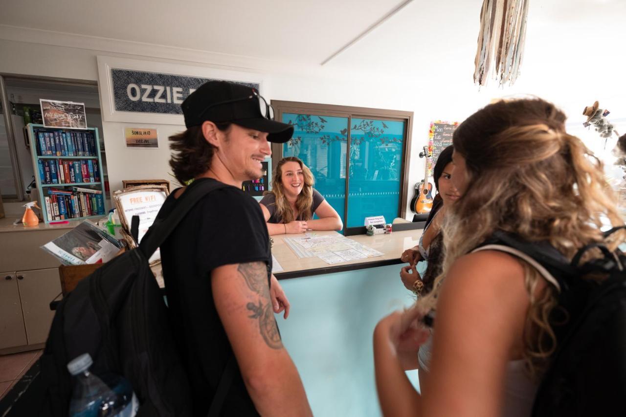 Ozzie Pozzie Backpackers Hostel Port Macquarie Exterior photo